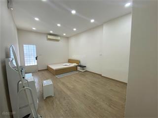 Nguyên căn 3 tầng hẻm xe tải tân cảng  ung văn khiêm