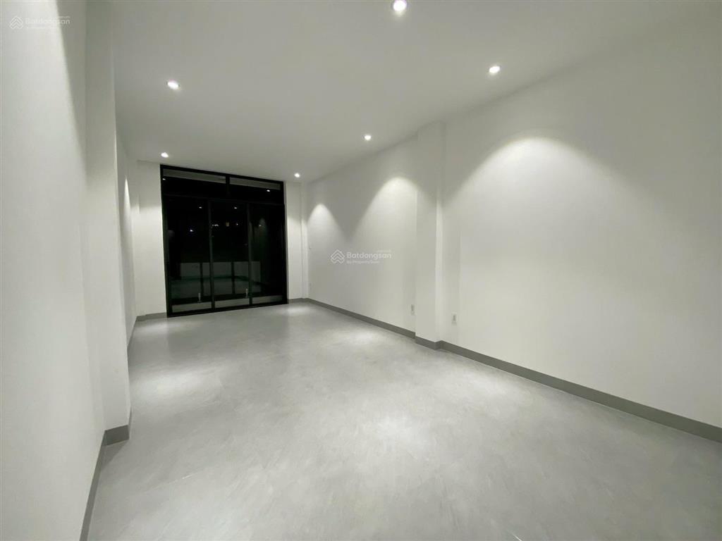 Nguyên căn 3 lầu hẻm xe tải nguyễn gia trí  võ oanh