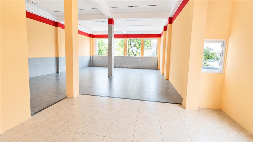 Ngang 7m  4 lầu góc 2 mặt tiền lê văn duyệt