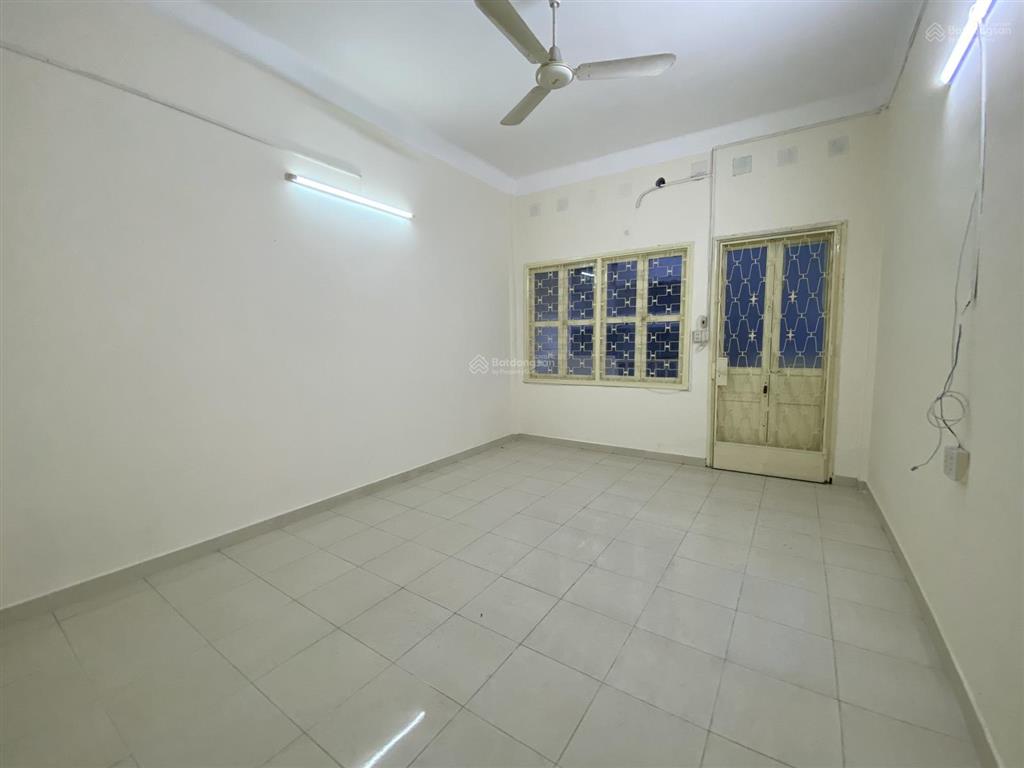 100m²  3 tầng hxt khu chợ bà chiểu  bạch đằng