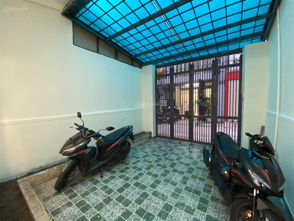 100m²  3 tầng hxt khu chợ bà chiểu  bạch đằng