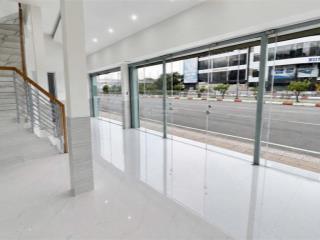Ngang 10m  1 trệt 1 lầu mặt tiền nguyễn hữu cảnh  gần vinhome bason