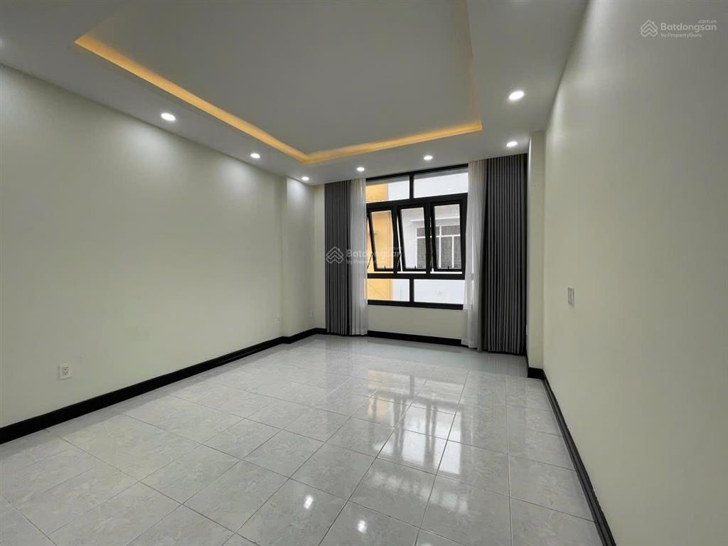 Nguyên căn 4 tầng, hẻm xe tải nguyễn cửu vân  phường gia định