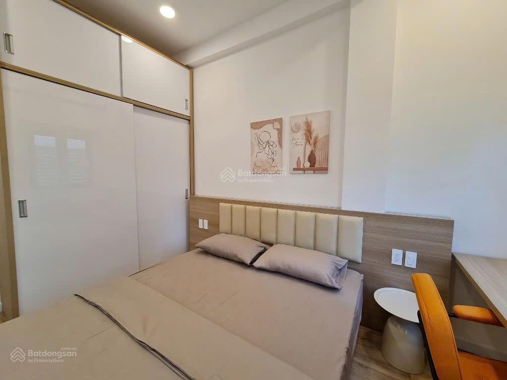 Nguyên căn 4 tầng full nội thất hẻm xe hơi khu phan xích long