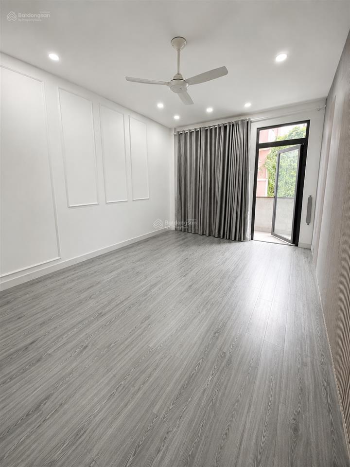 Nguyên căn 4 phòng ngủ hẻm xe tải tân cảng  nguyễn văn thương