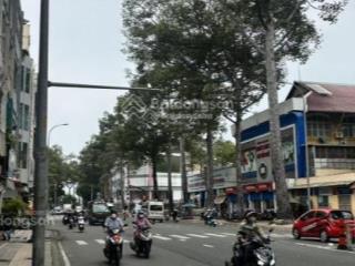 Tòa nhà 6 tầng thang máy mặt tiền đường nguyễn tri phương q.5 . 5.5 x20m giá 50 tỷ tl.