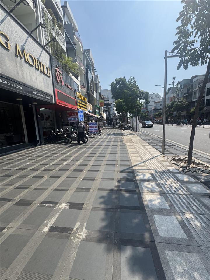Căn góc 3 mt đường 3/2, q.10, dt 4x25m, hẻm sau 10m vỉa hè 10m, giá chỉ 37 tỷ