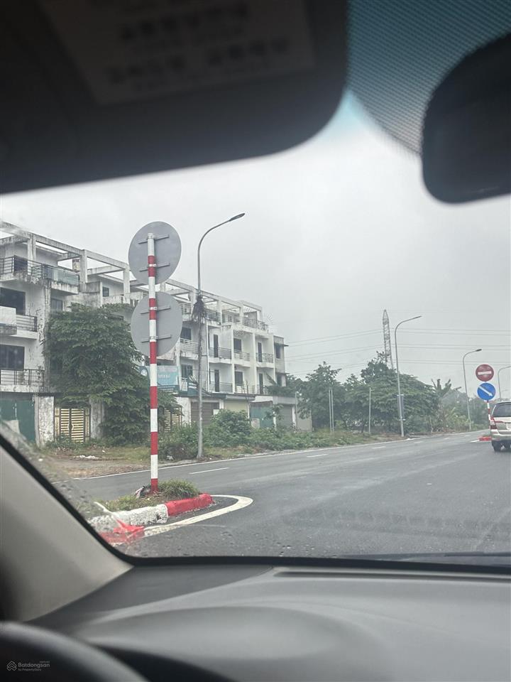 Bán nhà vườn nhìn sang chung cư, kinh doanh thuận lợi