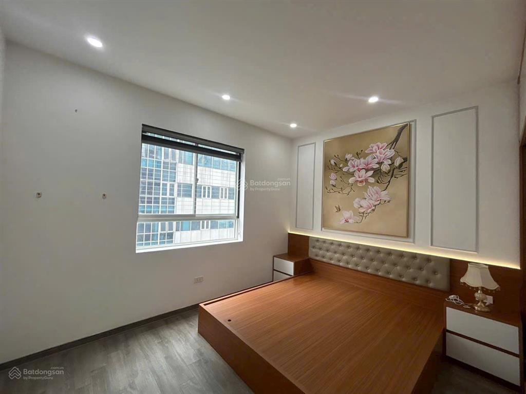 Gia đình cần tiền bán nhanh căn hộ 120m2 tòa 17t6