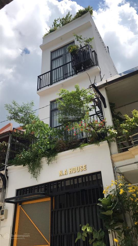 Giảm giá phí dịch vụ điện nước tháng 9. phòng đẹp thoáng sáng, lầu 2 gần trung tâm quận 1, 2