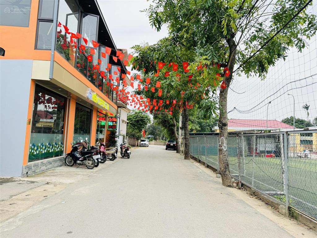 Bán lô đất siêu đẹp, ngay cạnh sân bóng phú cát gần trung tâm hành chính mới phú cát