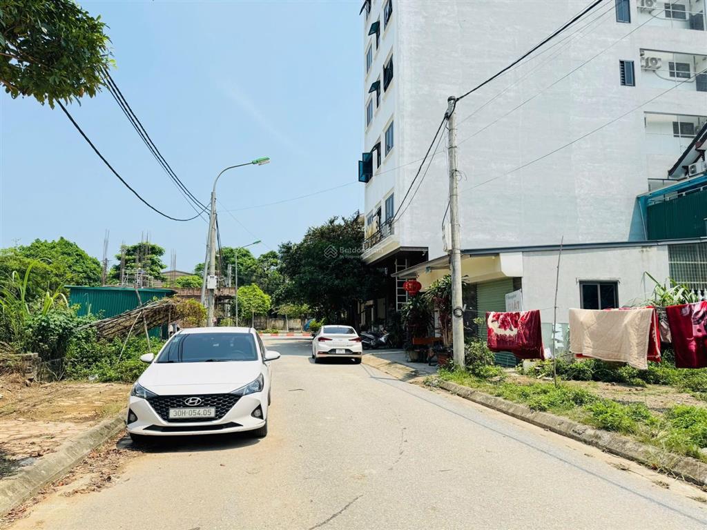 Hàng hot  tđc bắc phú cát 200m  mặt tiền 8m đất 2 mặt thoáng