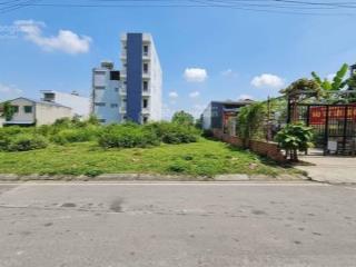 Hàng hiếm bắc phú cát  đối diện chung cư  2 mặt thoáng