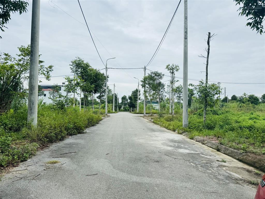 Chỉ loanh quanh 5 tỷ sở hữu ngay đất tđc đại học quốc gia 100m vuông vắn đẹp không tì vết!