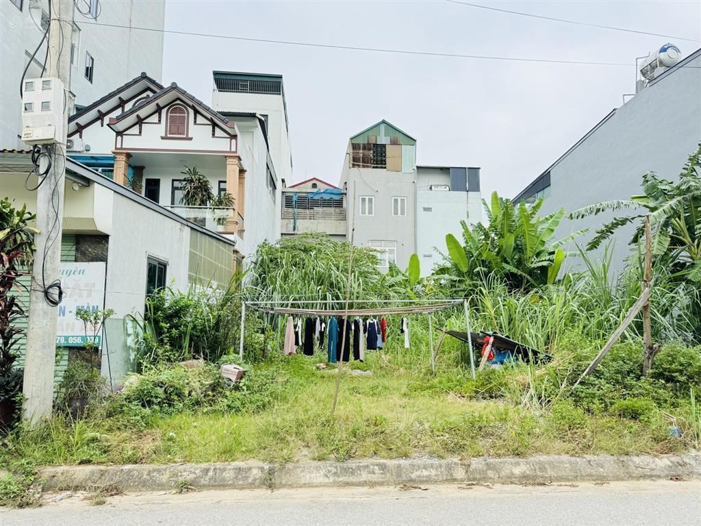 Chính chủ bán 200m2 đất tái định cư bắc phú cát vị trí siêu đẹp giá hơn 70 triệu