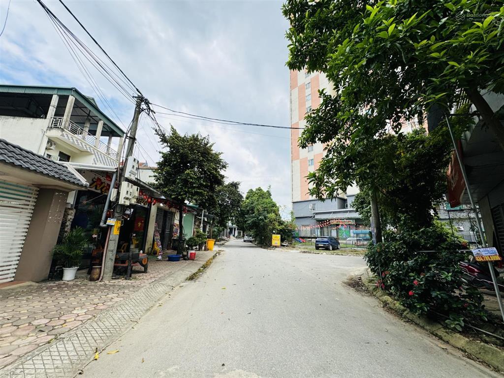 Chính chủ cần tiền gửi bán 200m2 tái định cư bắc phú cát ngay chân chung cư phenikaa