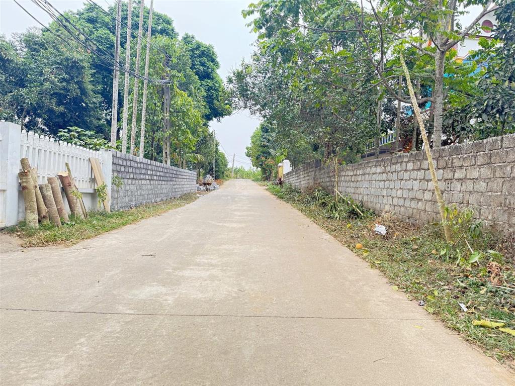 Bán đất tại hưng đạo, quốc oai, hà nội 22triệu/m2, 400m2. đường thông, rộng sát đông la, yên nghĩa