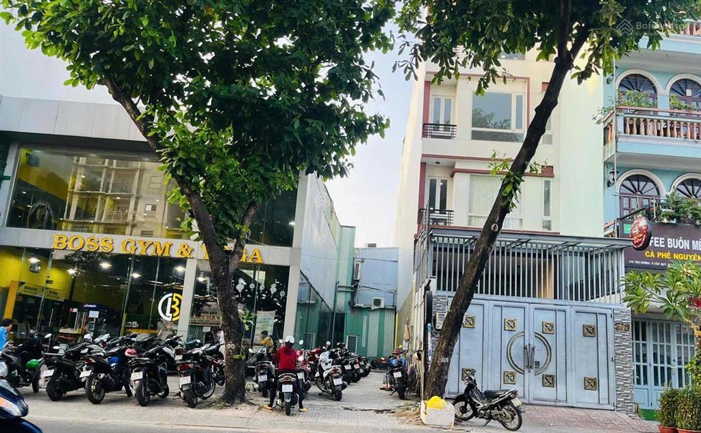 Bán nhà mặt phố tại 320, tân hương, phú thọ hòa, q.tân phú, tp.hcm, giá cực chất 12,8 tỷ, 80m²