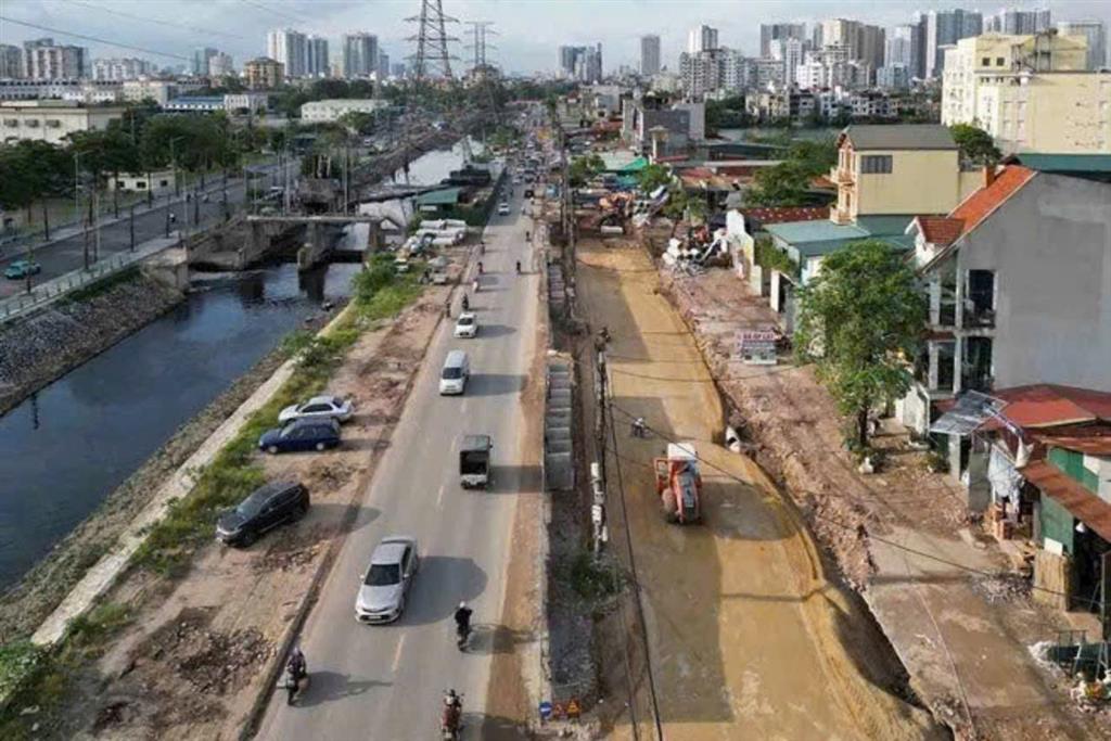 Chính chủ bán tòa căn hộ dịch vụ 100m2 mặt tiền 7m 7 tầng đường ô tô