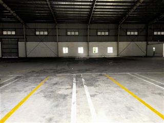 Cho thuê tổng 2500m2, kho 1300m2 , vp 100m2 hương lộ 2  cont40f vào, pccc tự động