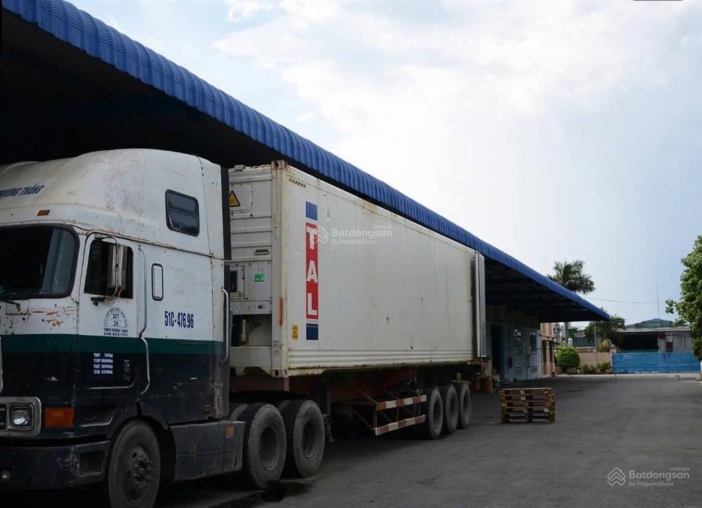 Cho thuê kho xưởng  dt kho 12.000m2 + dt sân 8.000m2  pccc tự động theo tiêu chuẩn