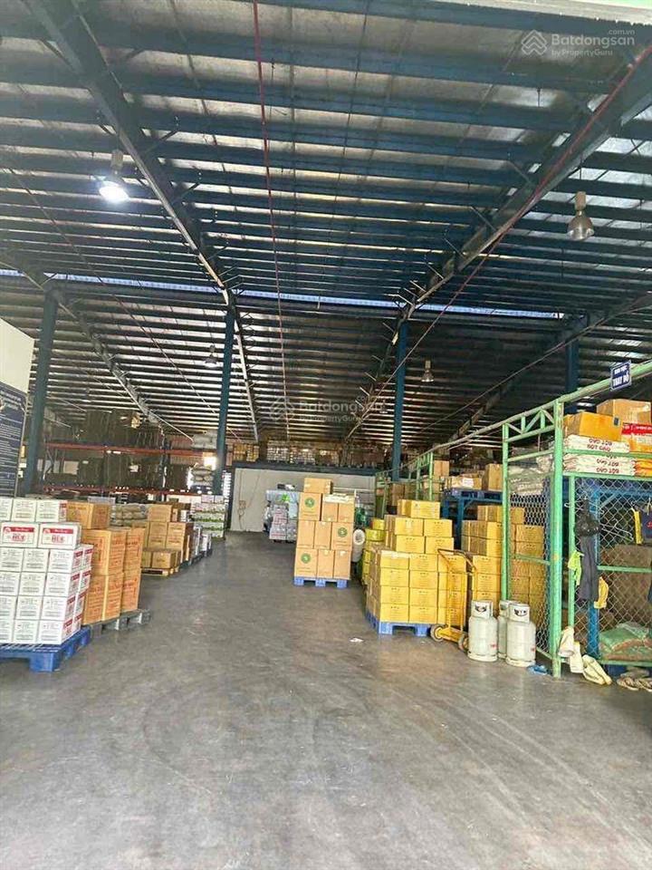 Cho thuê kho xưởng  dt kho 12.000m2 + dt sân 8.000m2  pccc tự động theo tiêu chuẩn