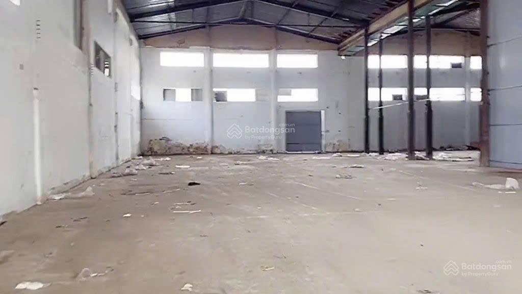 Cho thuê 780m2  giá chỉ 45tr/th, đường 10m tải lớn vào