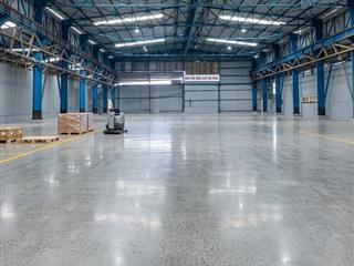 Cho thuê 2100m2 pccc đầy đủ  trong kcn tân tạo  có 2 dàng palang 30t