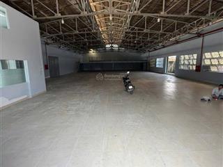 Cho thuê kho xưởng dt 1000m2  75tr/th  đường 12m  tải lớn, cont40f vào ok