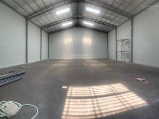 Cho thuê 600m2 (kho)  đường hương lộ 2  cont 40f  pccc tự động