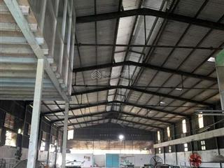 Cho thuê kho 1100m2  90tr/th đường tô hiệu, container 40f vào ok