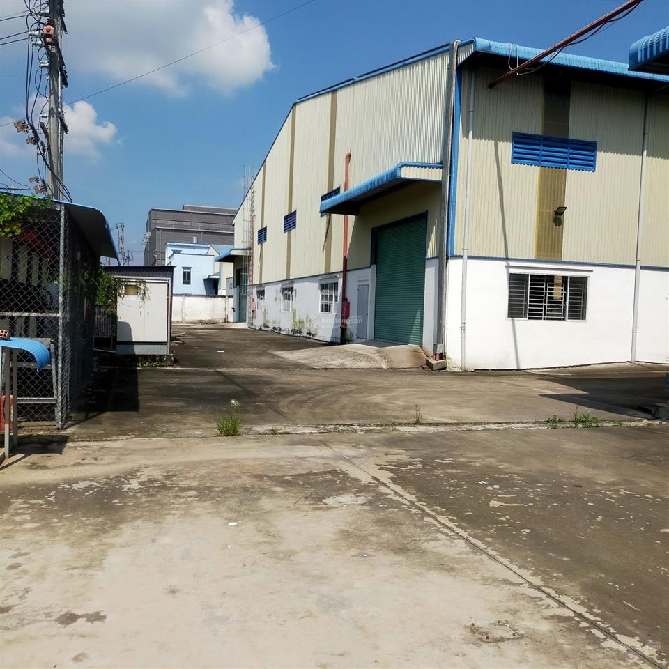 Cho thuê kho xưởng kho 5000m2 + sân 3000m2  có pccc tự động  cont40 vào