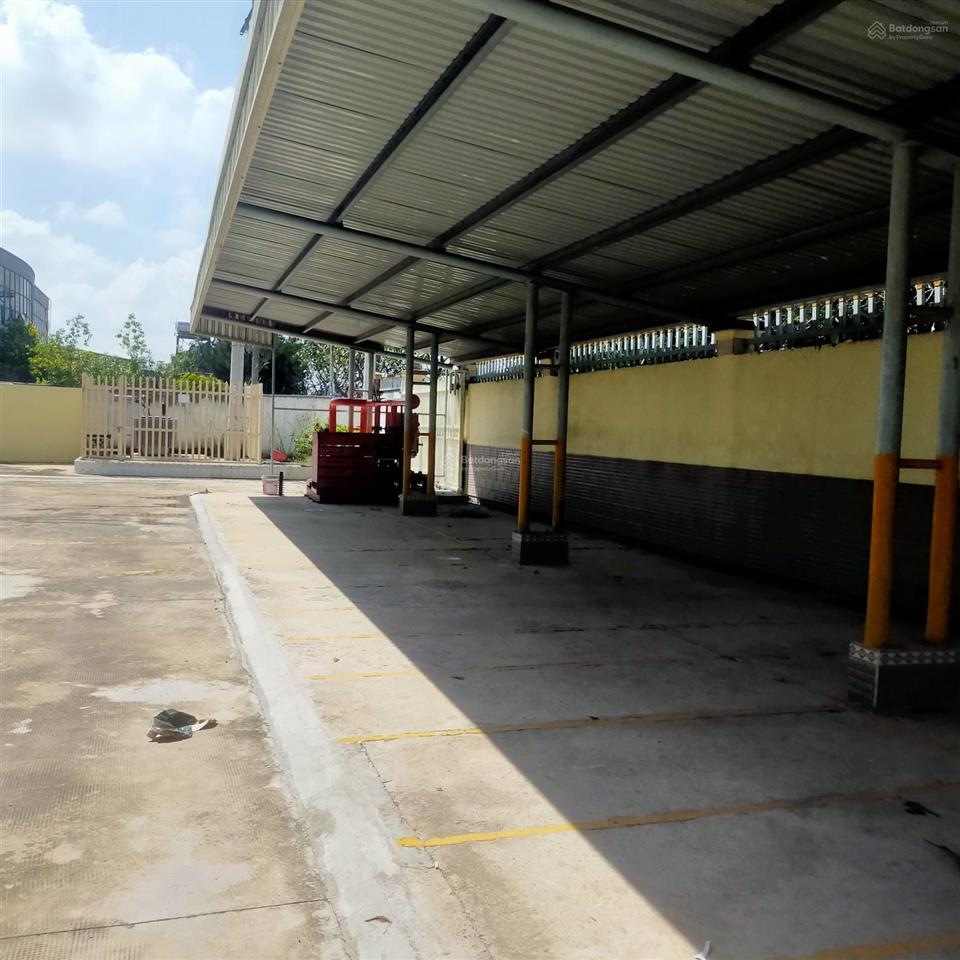 Cho thuê kho xưởng kho 5000m2 + sân 3000m2  có pccc tự động  cont40 vào