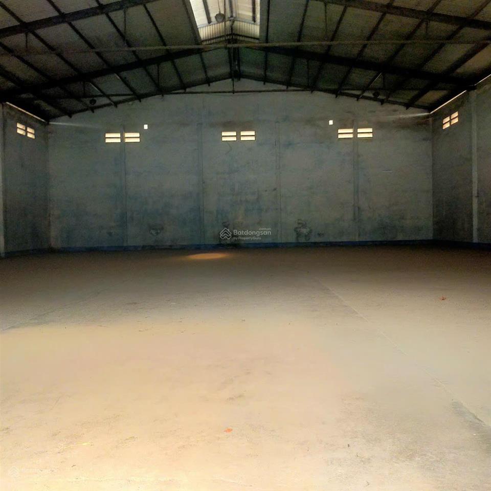 Cho thuê 750m² có nhà vp 20m²  đường hương lộ 2  bình trị đông