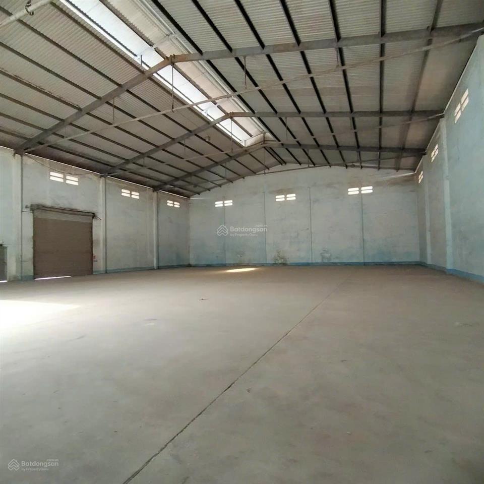 Cho thuê 750m² có nhà vp 20m²  đường hương lộ 2  bình trị đông
