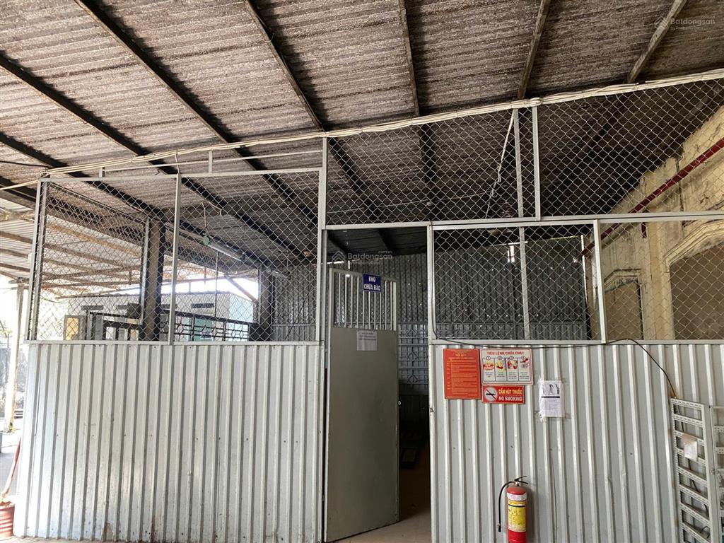 Cho thuê dt xưởng 1800m2/tổng kv 2600m2  tân tạo, có pccc tự động, cont vào 24h