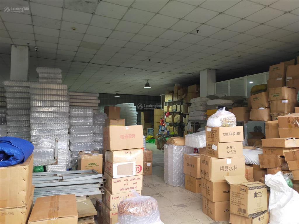 Cho thuê kho xưởng 660m2 đường container  có hệ thống pccc