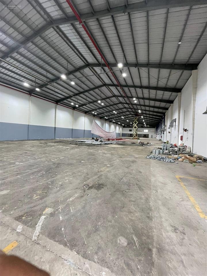 Cho thuê kho xưởng 800m2 có vp 120m2  pccc tự động, đường mã lò