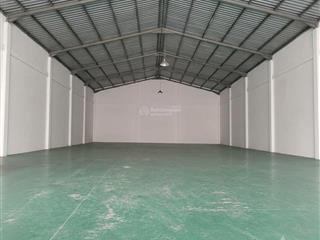 Cho thuê kho 600m2 + sân 100m2  giá 60tr/th, đường container 40f vào ok
