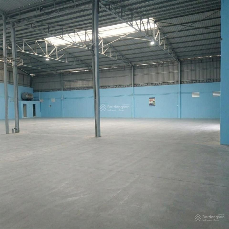 Cho thuê kho xưởng dt 1000m2  100tr/th  đường cont 40f  pccc đầy đủ