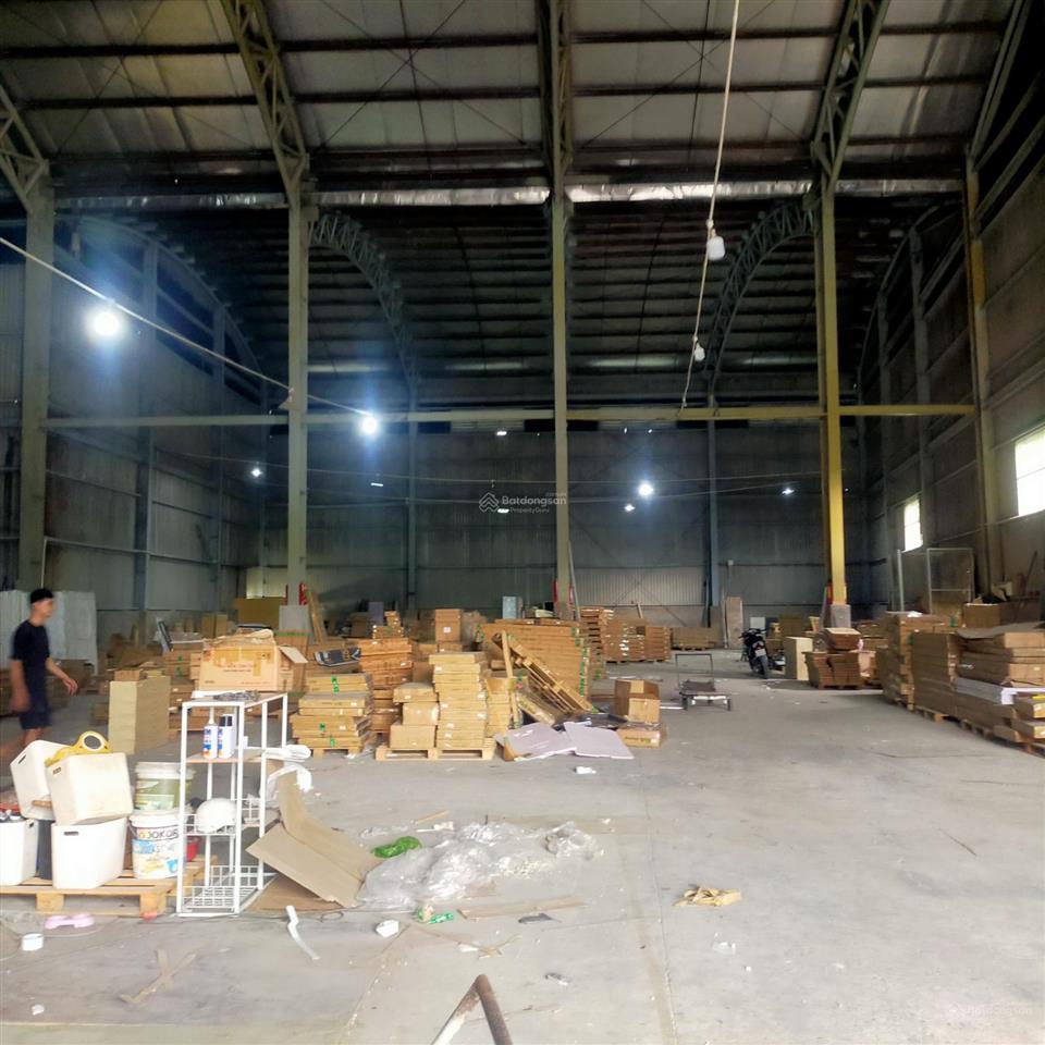 Cho thuê kho xưởng 1000m2  quận 11, container 40f  có hệ thống pccc