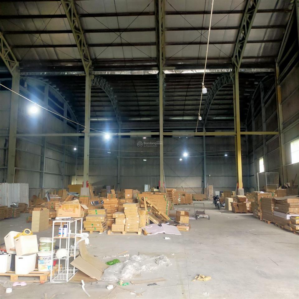 Cho thuê kho xưởng 1000m2  quận 11, container 40f  có hệ thống pccc