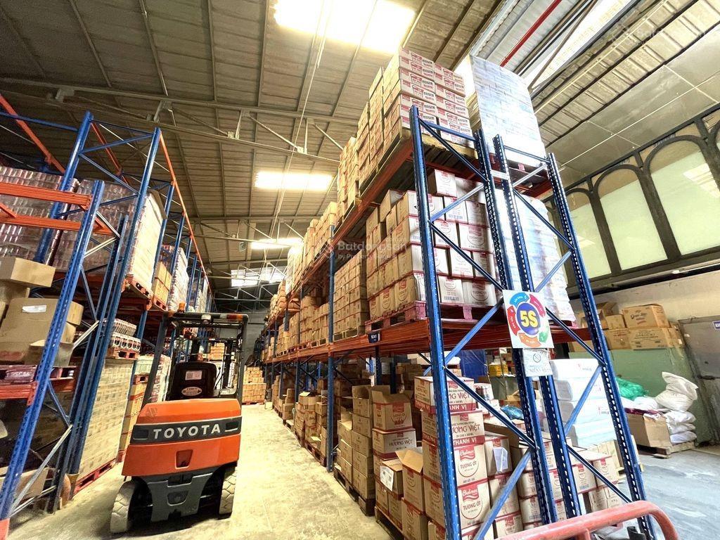 Cho thuê kho xưởng 1700m2  tân phú, container 40f  có hệ thống pccc