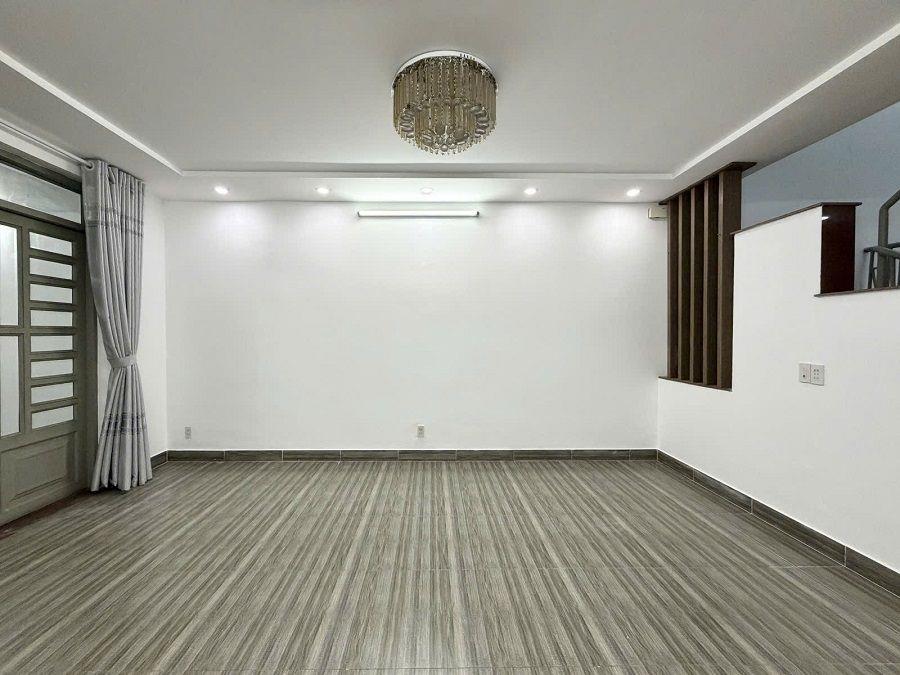 Bán nhà HXH Nguyển Kiệm, P9, Phú Nhuận, 91m2, 2 tầng, cách mặt tiền 40m, ngang 4,7m.