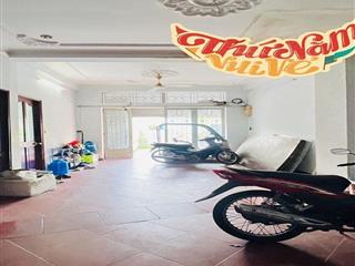 Bán nhà ngộp bank HXH Phạm Văn Đồng, P3, Gò Vấp, 115m2, 3 tầng, nở hậu giá cực bèo