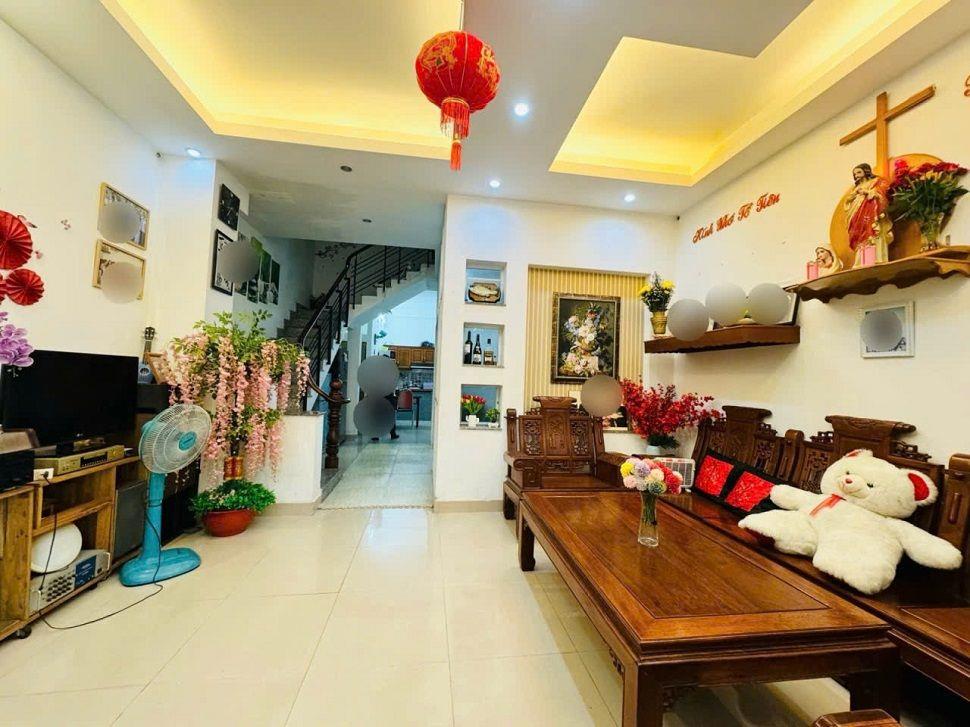 Bán nhà 3m Huỳnh Văn Bánh, P11, Phú Nhuận cũ, 81m2, 4 tầng, ngang 5m, nở hậu L.