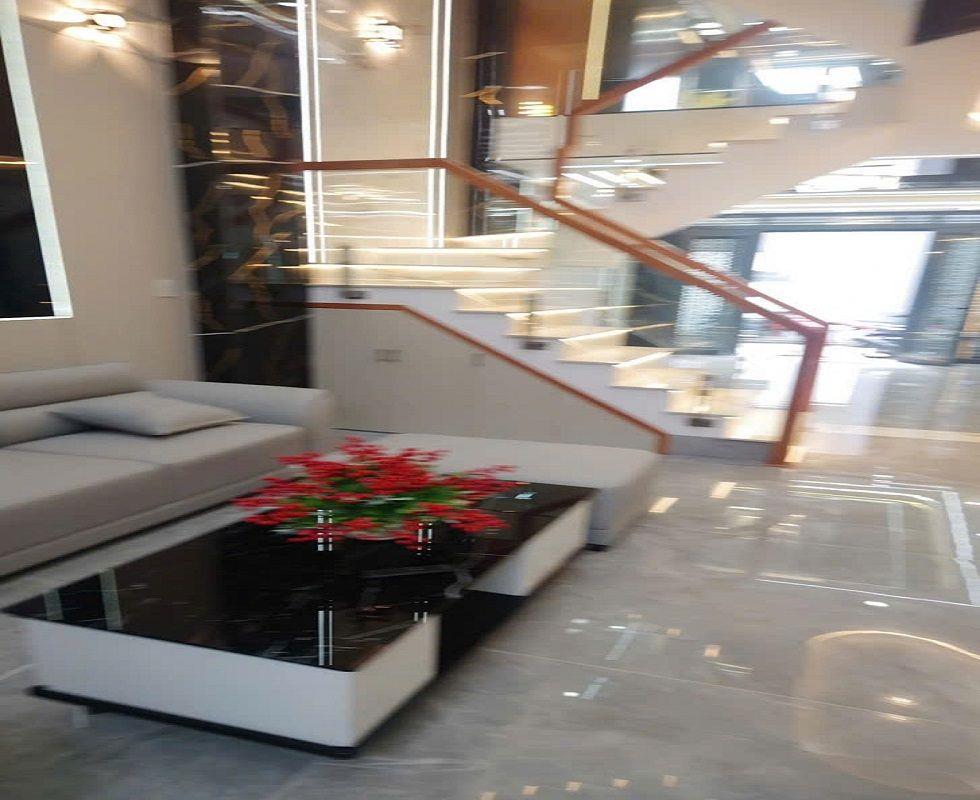 Bán nhà HXH Tân Thới Nhất 05, Đông Hưng Thuận, TP HCM, 54m2, 5 tầng, chủ tặng nội thất