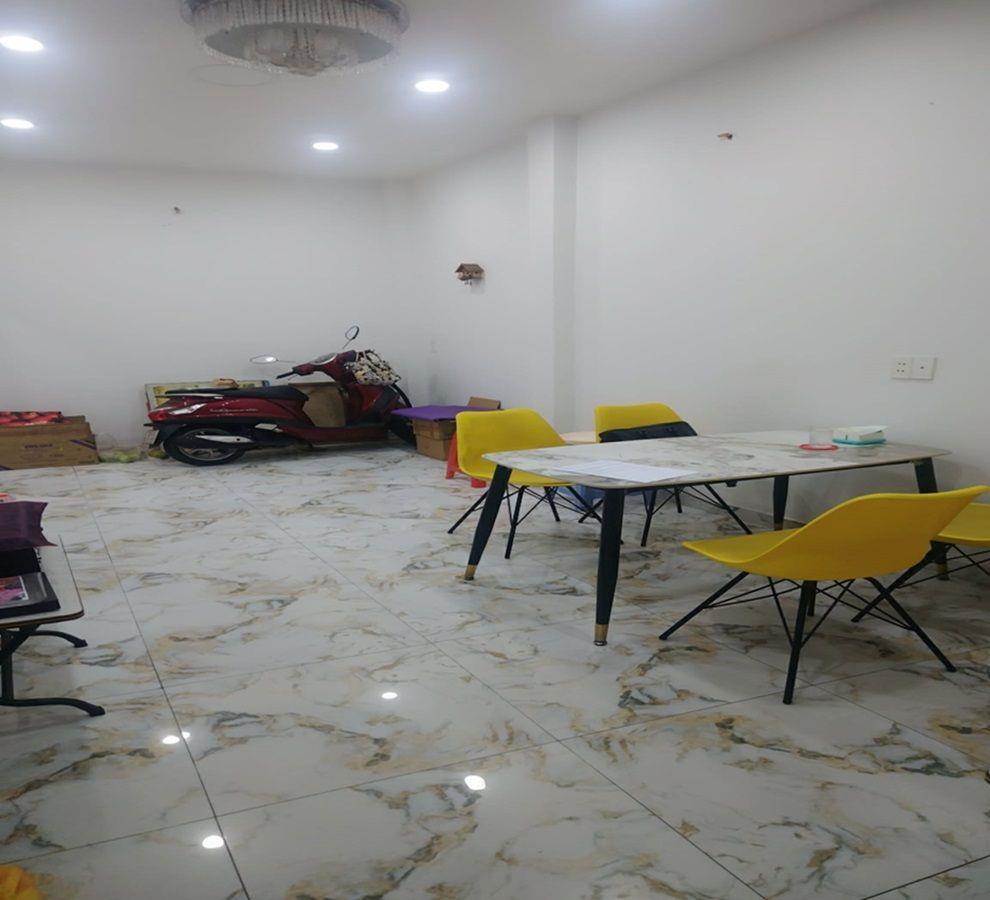 Bán nhà HXH VF3, đường Nguyễn Kiệm, P. Đức Nhuận, TPHCM, 84m2, 4 tầng, giá cực rẻ