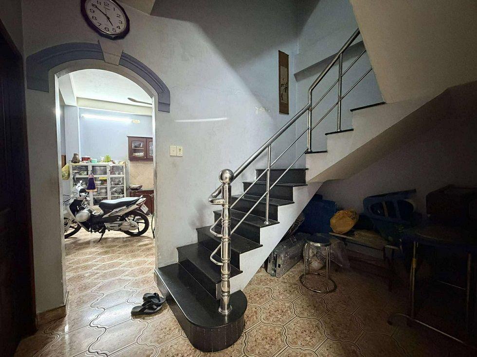 Bán nhà hạ 2,5 tỷ, Cô Bắc, P.Cầu Kiệu,TP HCM,145m2. 3 tầng, ngang 8,9m, nở hậu, nhỉnh 12 tỷ
