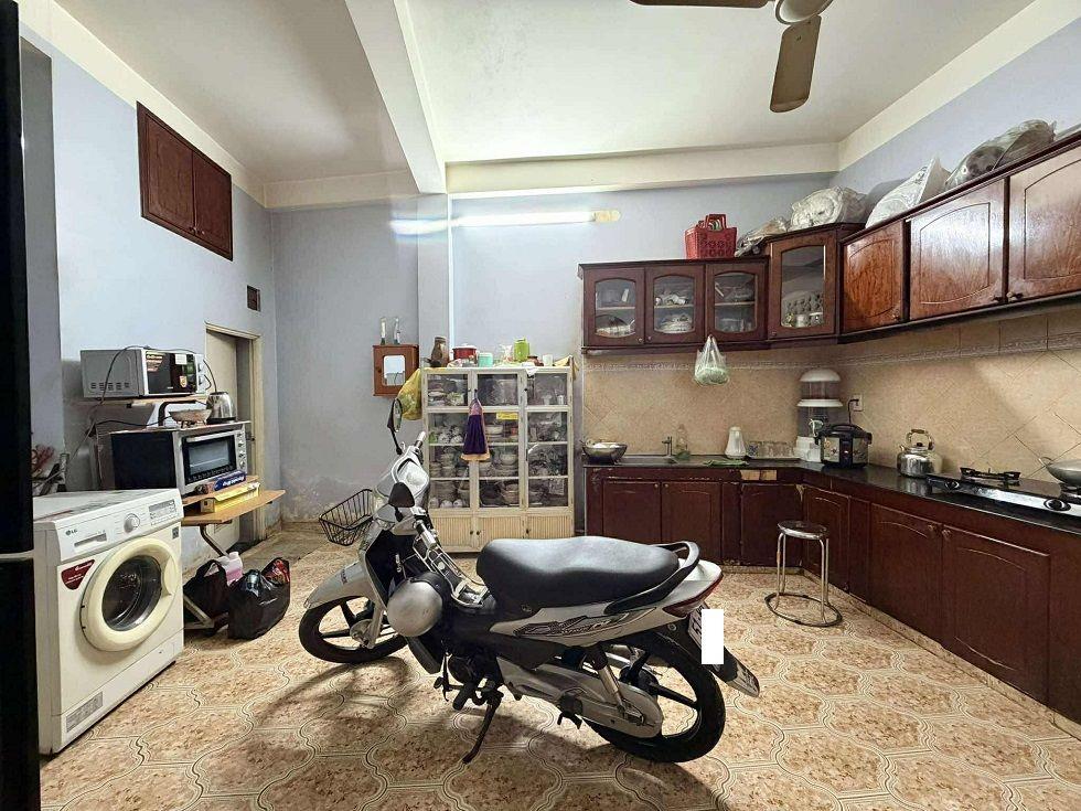 Bán nhà hạ 2,5 tỷ, Cô Bắc, P.Cầu Kiệu,TP HCM,145m2. 3 tầng, ngang 8,9m, nở hậu, nhỉnh 12 tỷ